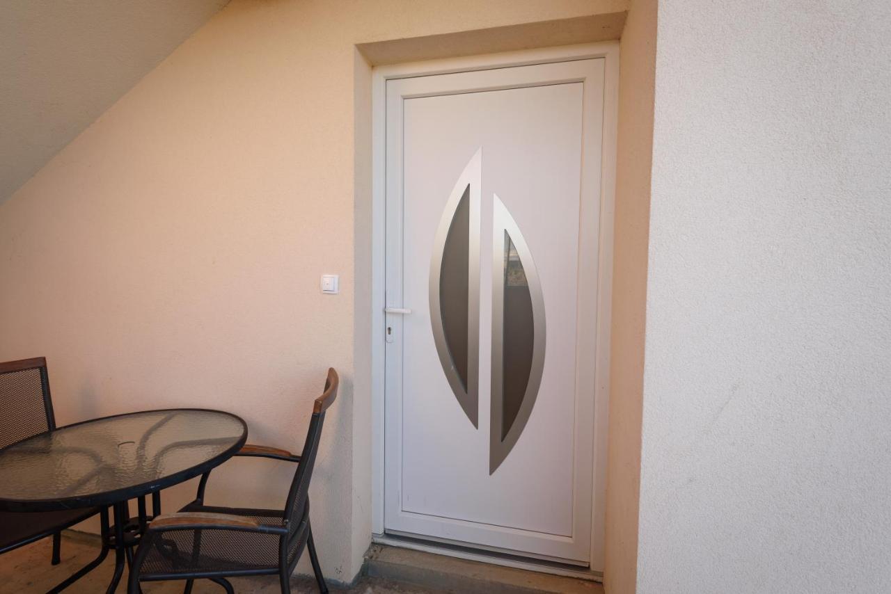 Apartman Ana, Меткович Экстерьер фото